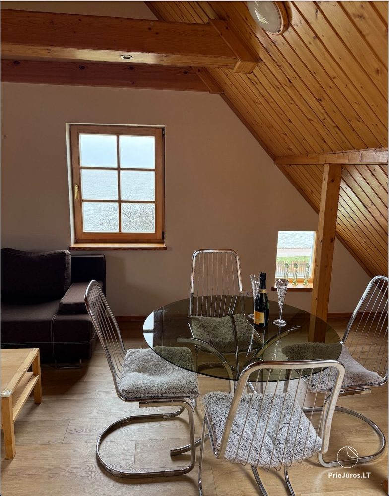 4-room apartment on 2 floors with the view to the lagoon (up to 10 persons), arbor in the yard