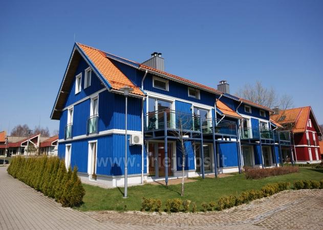 Pervalka apartments with a large balcony to the lagoon