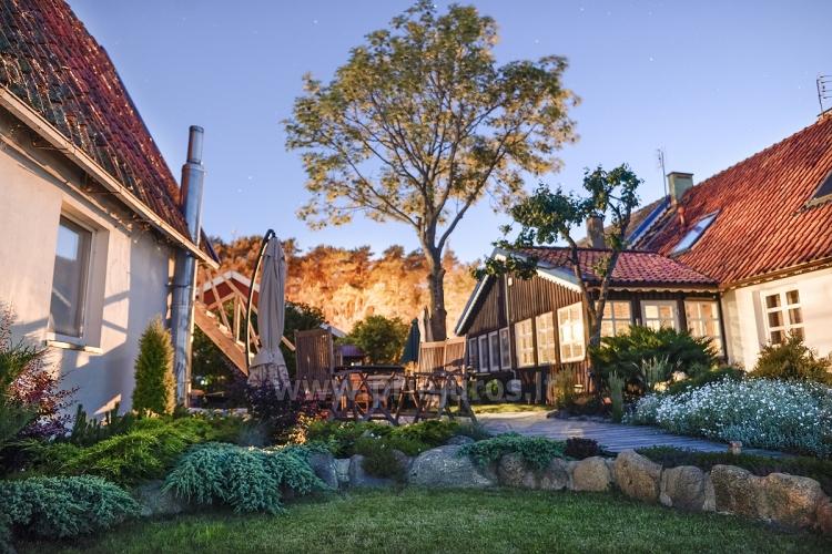 “Vila Preiloja” - cottages and studios on the shore of the lagoon.