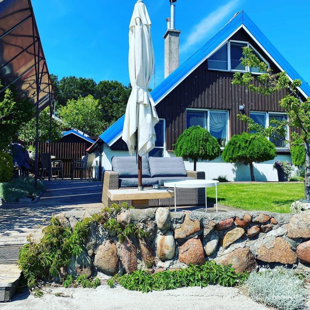 “Vila Preiloja” - cottages and studios on the shore of the lagoon.