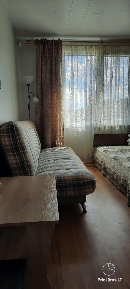 Studios in summer house near the sea