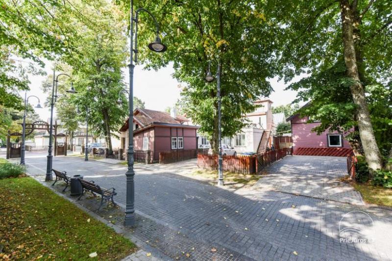 Rooms, apartments, holiday cottage in Palanga. Separate entrances from the yard, all the amenities