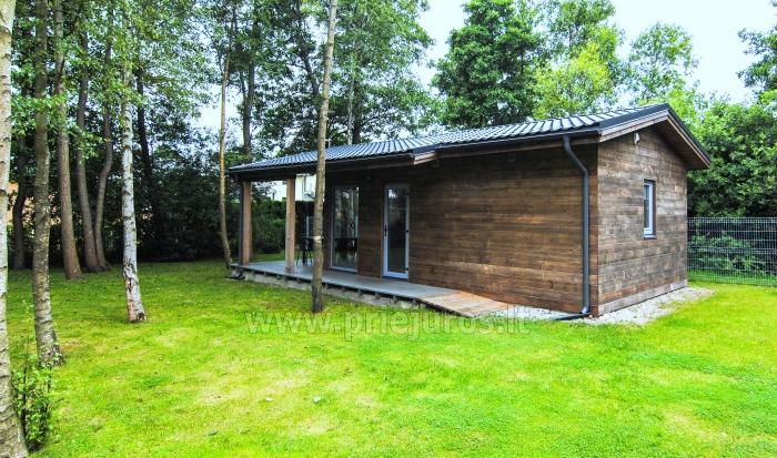 Little holiday house near the sea in Kunigiskiai. Separate rooms for rent in Palanga