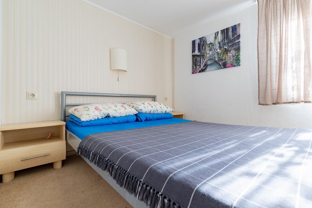Holiday houses and rooms with amenities for rent