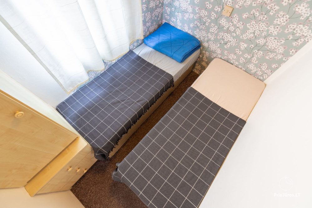 Holiday houses and rooms with amenities for rent