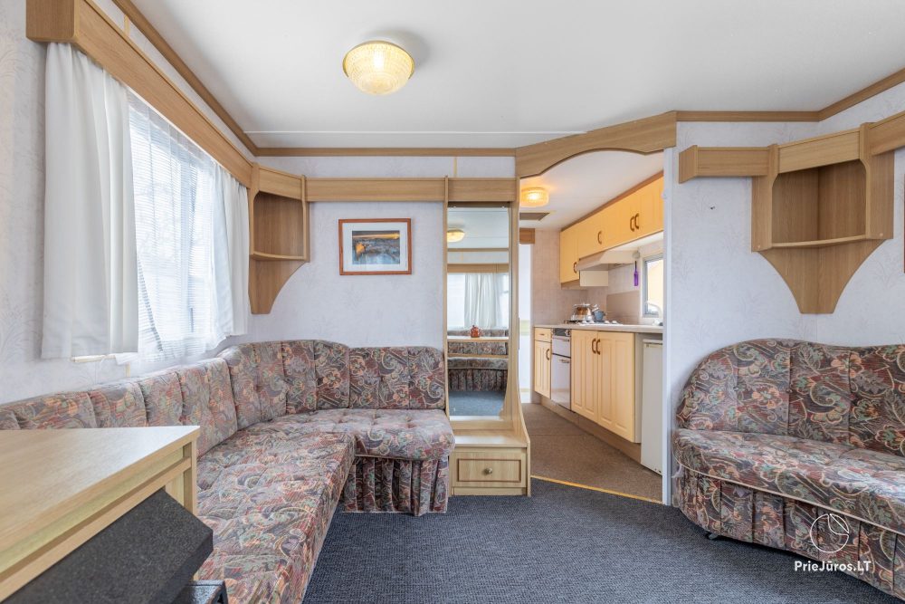 Holiday houses and rooms with amenities for rent