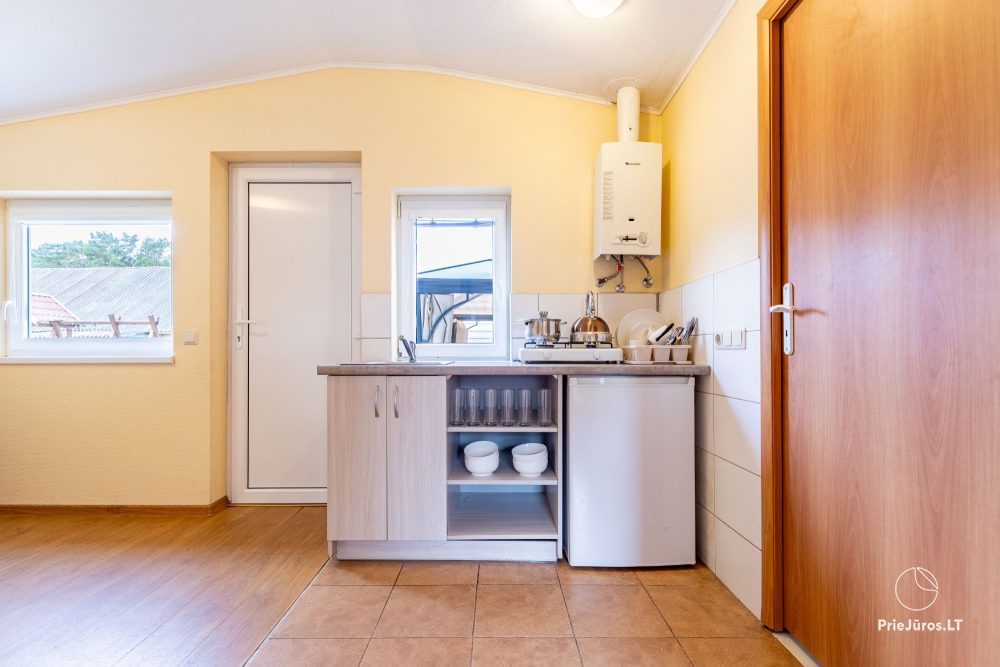 Holiday houses and rooms with amenities for rent