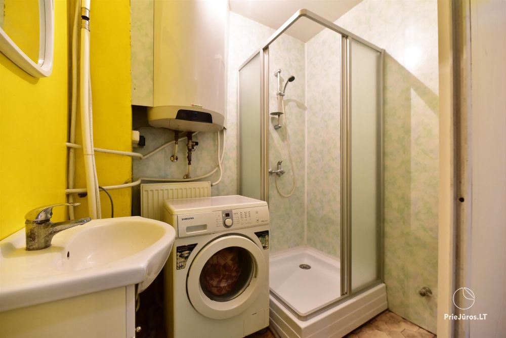 Rooms for rent in Giruliai
