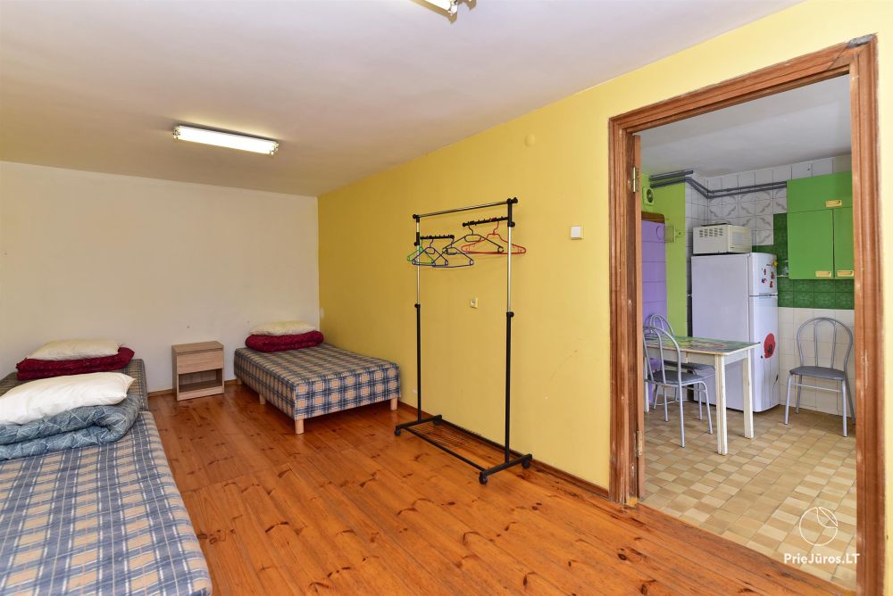 Rooms for rent in Giruliai