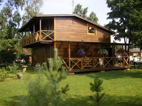 Room rent in wooden holiday houses at the sea