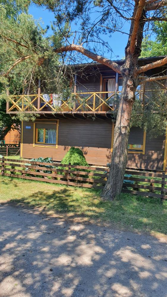 Room rent in wooden holiday houses at the sea