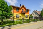Вилла Далия – дом на 2 семьи, современные 3-4-5-6-ти местные номера с кухнями в старом городе Паланги 500 метров от моря