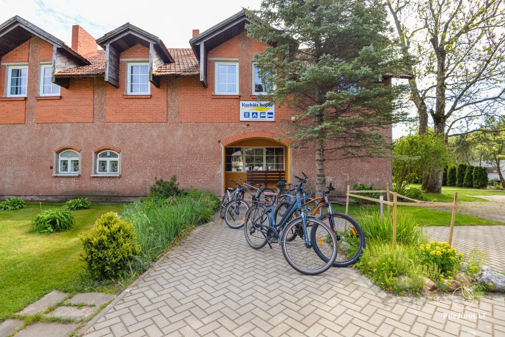 Rooms and holiday cottages in Karkle at the sea Karkles kopos