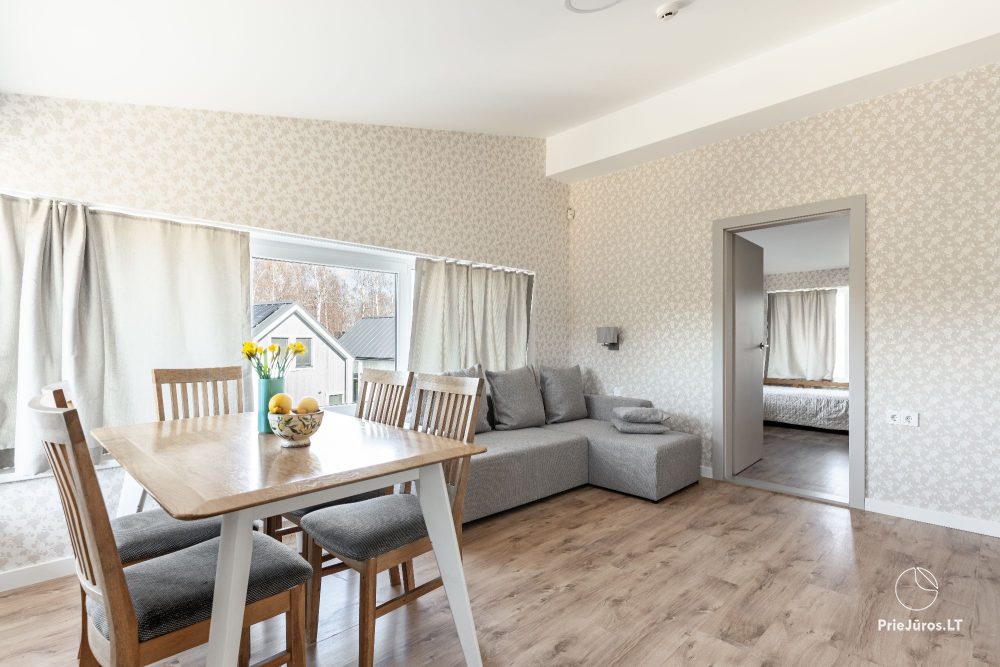 No. 2 Quadruple two-room suite with kitchenette