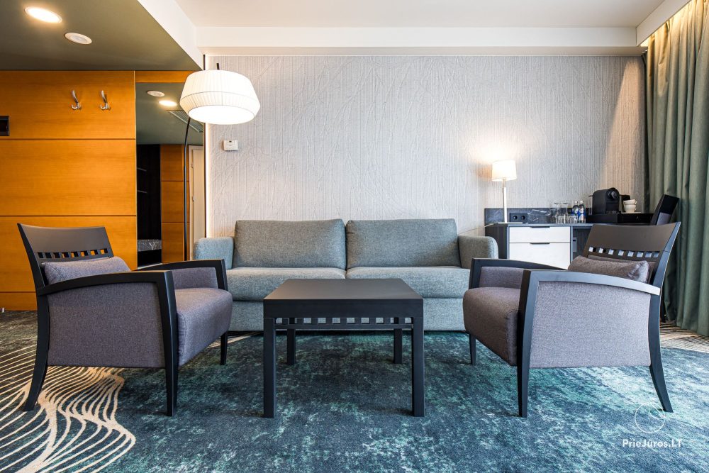 Гостиница в Паланге „Mercure Palanga Vanagupė Resort“. Ресторан, SPA-центр, конференц-залы, бассейн, открытая терраса