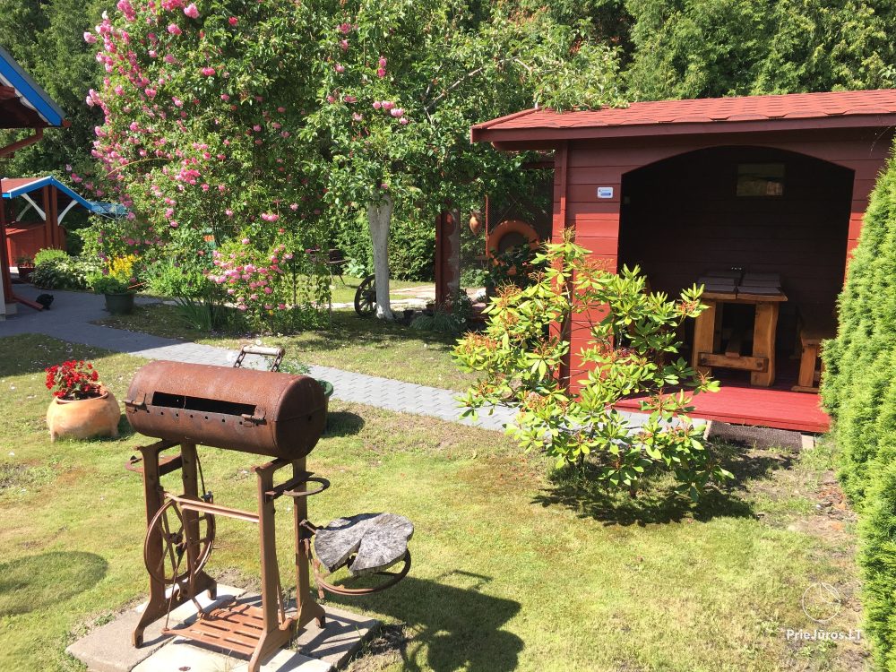1 and 2 room apartments in Juodkrante (Curonian spit): all amenities, free parking, Wi-Fi, arbor