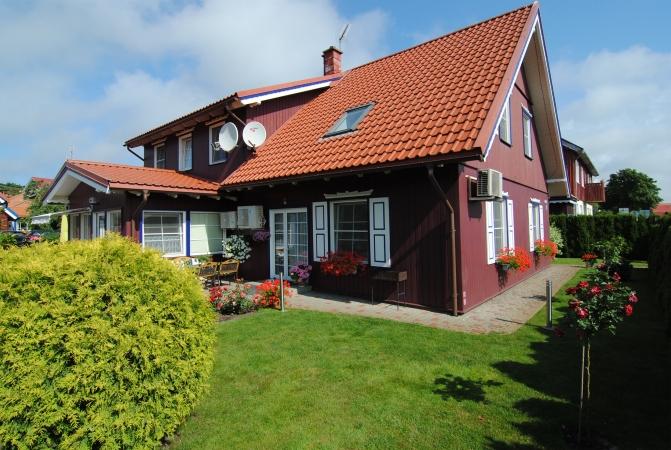 Nida House - mini hotel. Great choice for those who want to relax surrounded by nature and the sea