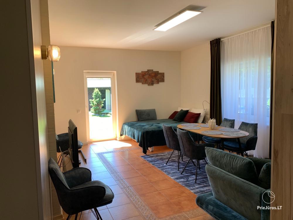 Vila Renata Laure – For You and Your Family! 200 m to the sea - separate apartments, holiday houses