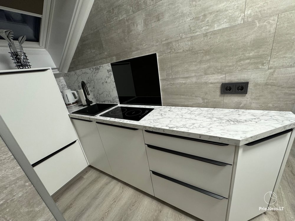 Vila Renata Laure – For You and Your Family! 200 m to the sea - separate apartments, holiday houses