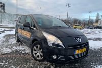 "Kapitono Taksi" is a reliable taxi in the Curonian Spit
