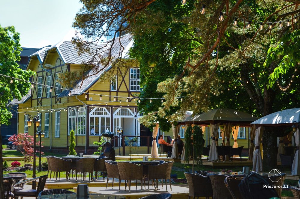 Restaurant Floros Simfonija Mahorta in Palanga - 1