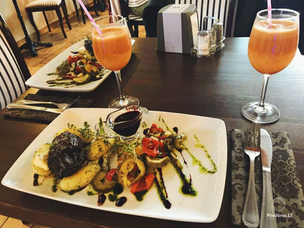 Restaurant Floros Simfonija, Topolių 22a, Sventoji
