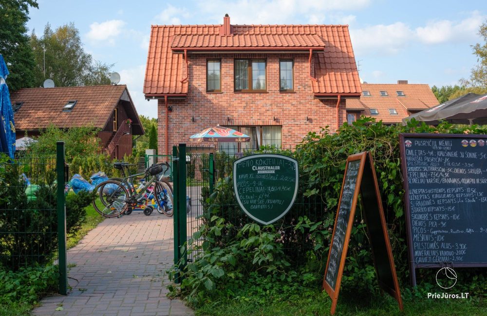 Family restobar "La Siesta" in Karklė, 69 m from the sea!