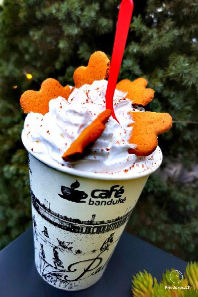 Кафе в Паланге «Cafe banduke» – хороший кофе и свежие булочки!