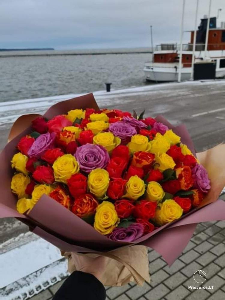 Flowers, gifts in Nida