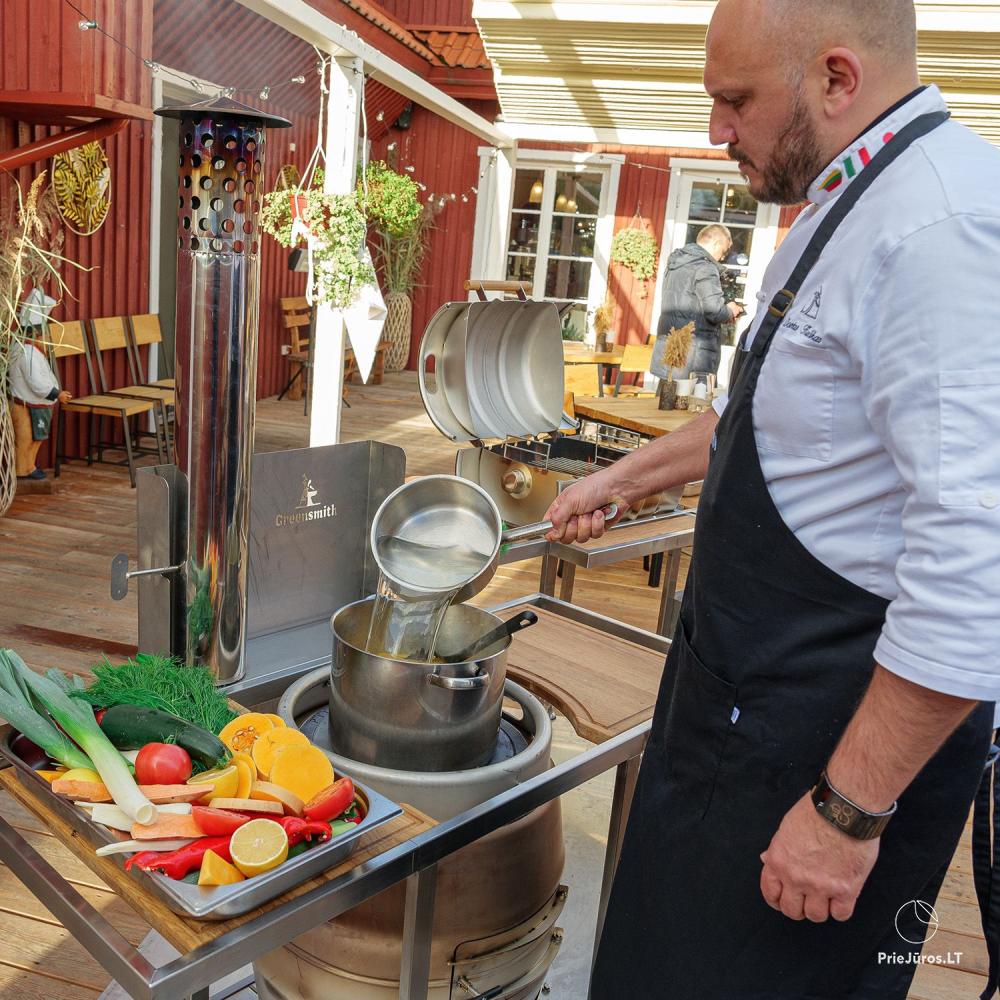 Reastaurant "Juodasis kalnas" in Juodkrante