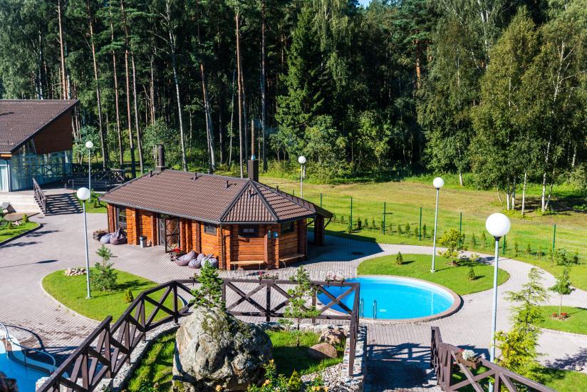 Outdoor bath Sirsiu lizdas for rent in Recreation and health complex Atostogu parkas - 1