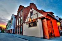 Friedrich Wine Restaurant