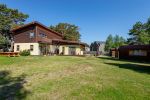 Homestead territory, wide private yard - 4