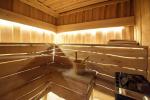 Sauna and Jacuzzi