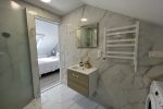 Nr. 9 Mini apartment for 2 persons (+ possibility for a child's manege). The second floor 18 sq.m. + air conditioner