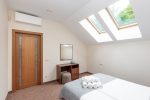 No. 8 Quadruple two-room apartment on the 2nd floor. 20+14m² - 5