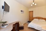 No. 201 Double room on the II floor with a private shower and WC - 4