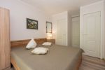 Room No. 2 - 4
