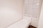 No. 3 Three-room apartment with balcony and veranda. (up to 6 persons) - 4