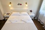 No. 6 Three-room apartments with two balconies. (up to 6 persons) - 5