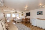 1 apartment