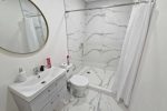 Квартира с балконом