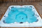 Квартира с террасой и частным джакузи 1D