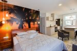 Superior double room with private bathroom and individual kitchenette - 1