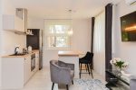 Superior double room with private bathroom and individual kitchenette - 3