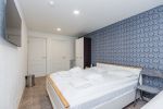 No. 2 Room with one double and one single bed, with a separate bathroom on the ground floor. - 5