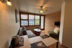 One room apartment with balcony - 4