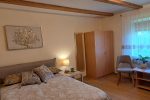 Spacious family apartment (for 6 guests)